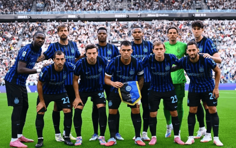 13球，伊尔迪兹21岁前意甲进球数并列尤文队史第七位（伊尔迪兹未满21岁已攻入13粒意甲进球，在尤文队史并列第七）