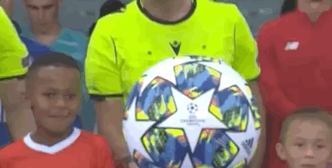 邮报整理C罗豪车收藏：有多辆布加迪，最贵的车价值850万英镑（邮报盘点C罗豪车收藏：多台布加迪在列，最贵座驾高达850万英镑）