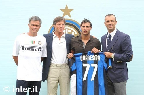 梅开二度助那不勒斯战胜尤文，霍伊伦当选全场最佳球员（霍伊伦双响助那不勒斯力克尤文，荣膺全场最佳）