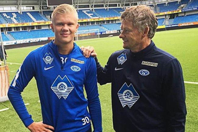 克劳福德拒付30万美元制裁费，失去WBC冠军引发拳迷热议