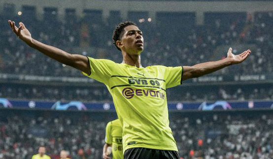 施洛特贝克：当灯光亮起、多特的主场沸腾时，我们很难被击败（施洛特贝克：灯光点亮、主场沸腾之时，多特几乎无人可挡）