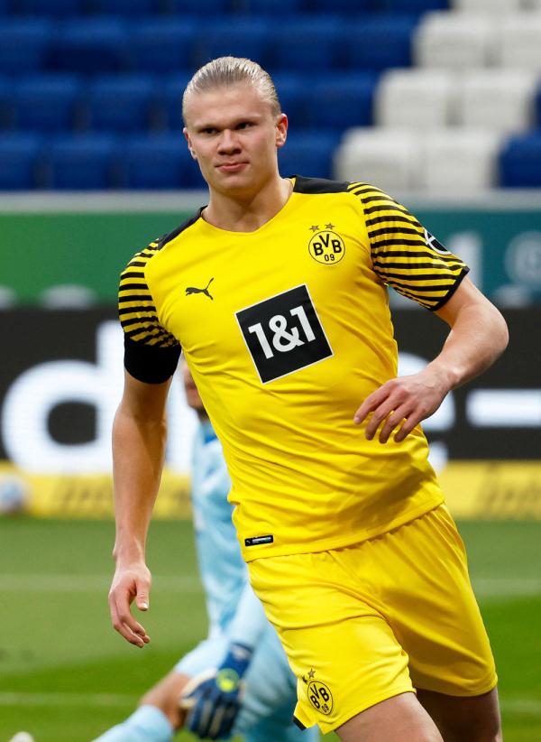 每体：库库离开巴萨因为不被信任，巴尔韦德当时看好米兰达（每体：库库因缺乏信任离开巴萨，巴尔韦德当时更青睐米兰达）