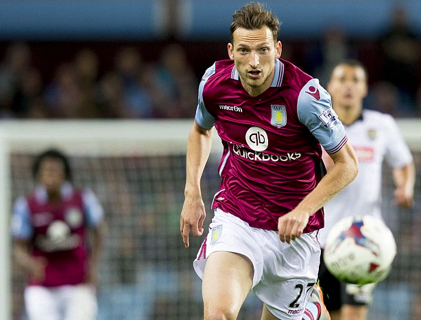 女足明星遭百万富翁跟踪骚扰，雇佣保镖应对