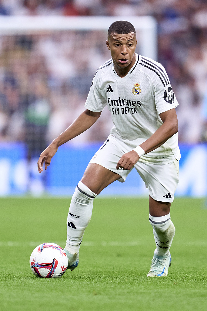 霍伊伦：我想进球，但我是团队型球员，球队获胜最重要（霍伊伦：渴望破门，但我是团队球员，赢球才最关键）