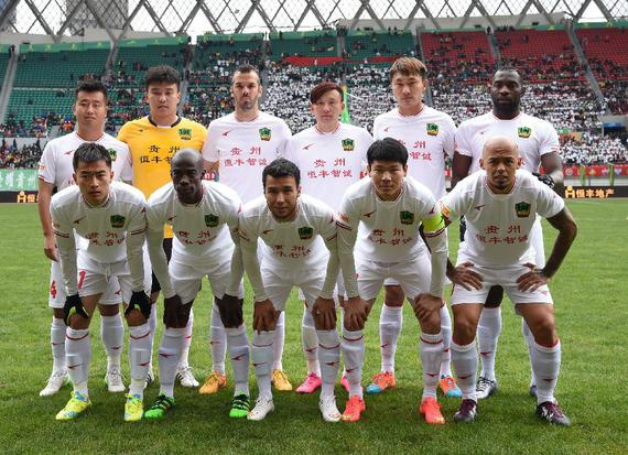 谢维军：收官战球票一下子就卖光了，我们全队上下也非常开心（谢维军：收官战门票瞬间售罄，全队上下倍感欣喜）