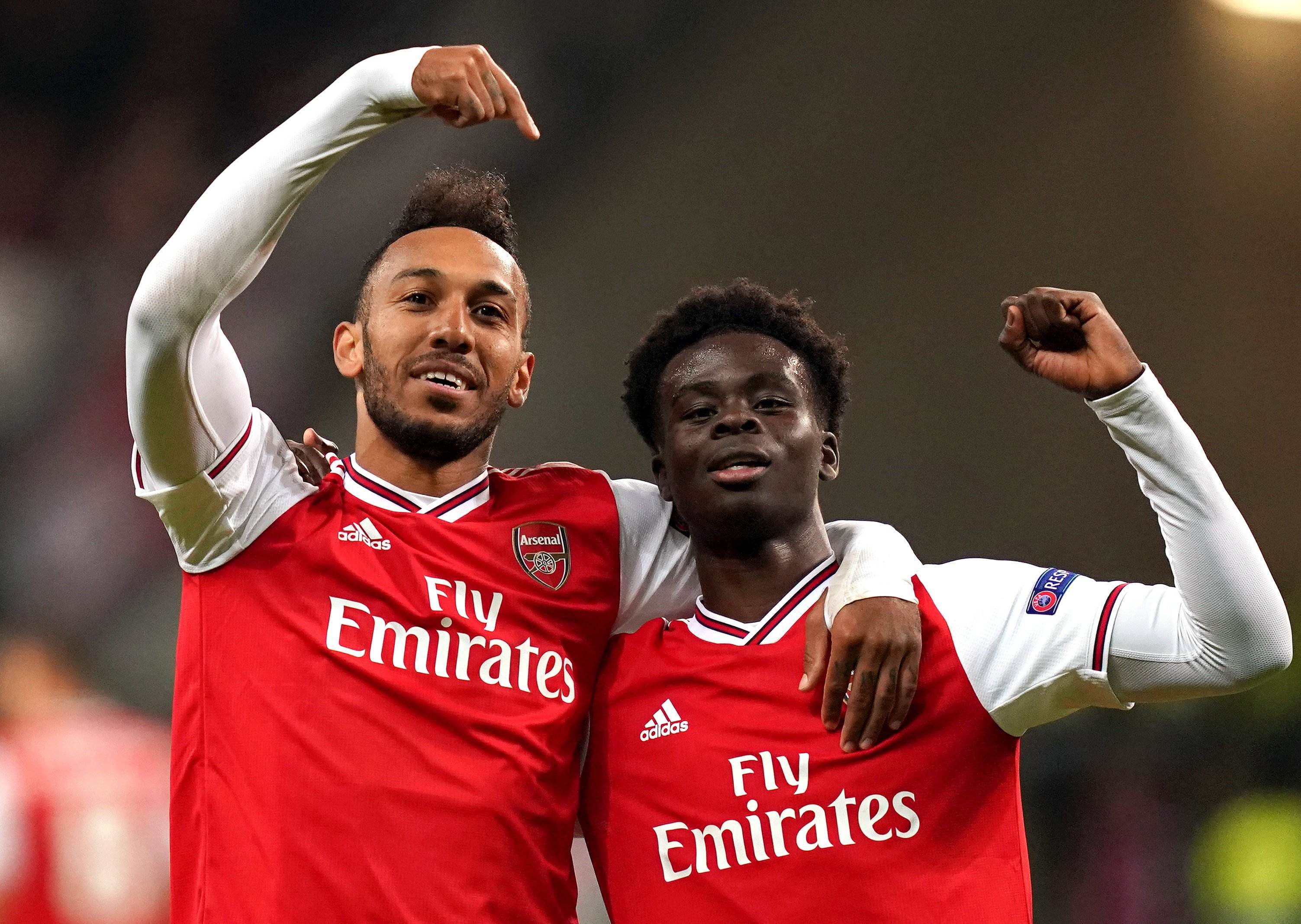 马丁内利：欧冠比赛空间更大，英超有些队喜欢摆大巴所以难踢（马丁内利：欧冠空间更充裕，英超不少队爱摆大巴，比赛更难踢）