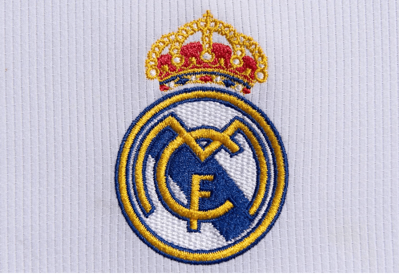 图赫尔：贝林独特的品质是能出现在9号位打进看似简单的进球（图赫尔称贝林的独到之处在于能化身9号位，打进看似轻松的进球）