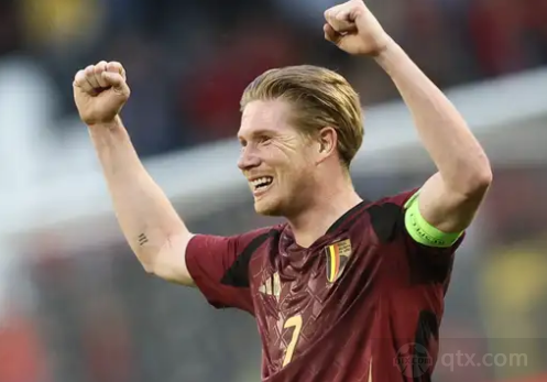 国际友谊赛半场：权赫圭头球造险，韩国0-0加纳（国际热身赛半场：权赫圭头球制造威胁，韩国与加纳0-0暂平）