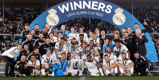 歌名应景，著名歌唱家波切利在世界杯抽签仪式演唱《今夜无人入眠》（世界杯抽签仪式上，波切利献唱《今夜无人入眠》，歌名应景）